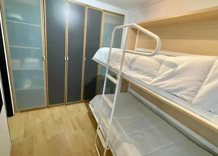 Hall Square Apartment Renteria